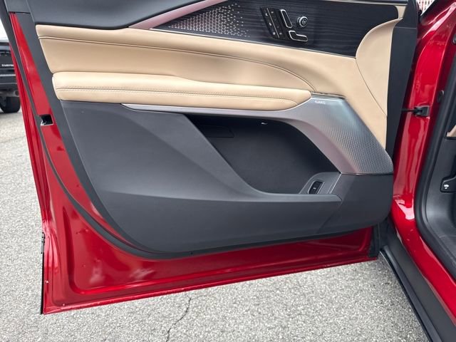 New 2026 Cadillac Lyriq Signature Sport image 10