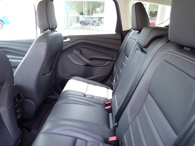 Used 2019 Ford Escape SEL FWD image 17