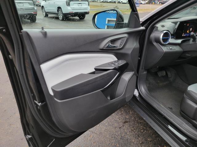 New 2026 Chevrolet Trax LT w/ LT Convenience Package image 6