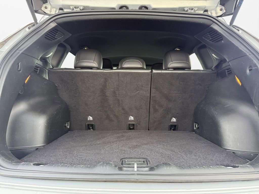 Used 2024 Jeep Compass Limited image 19