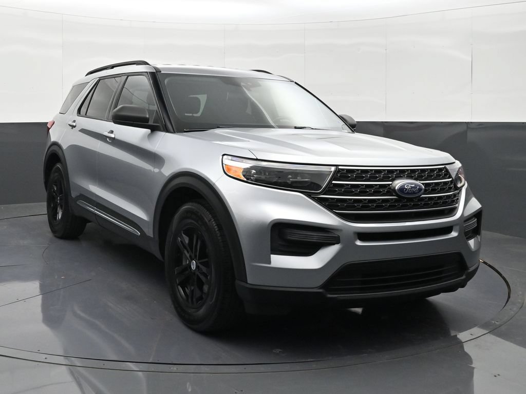 Used 2023 Ford Explorer XLT RWD image 7