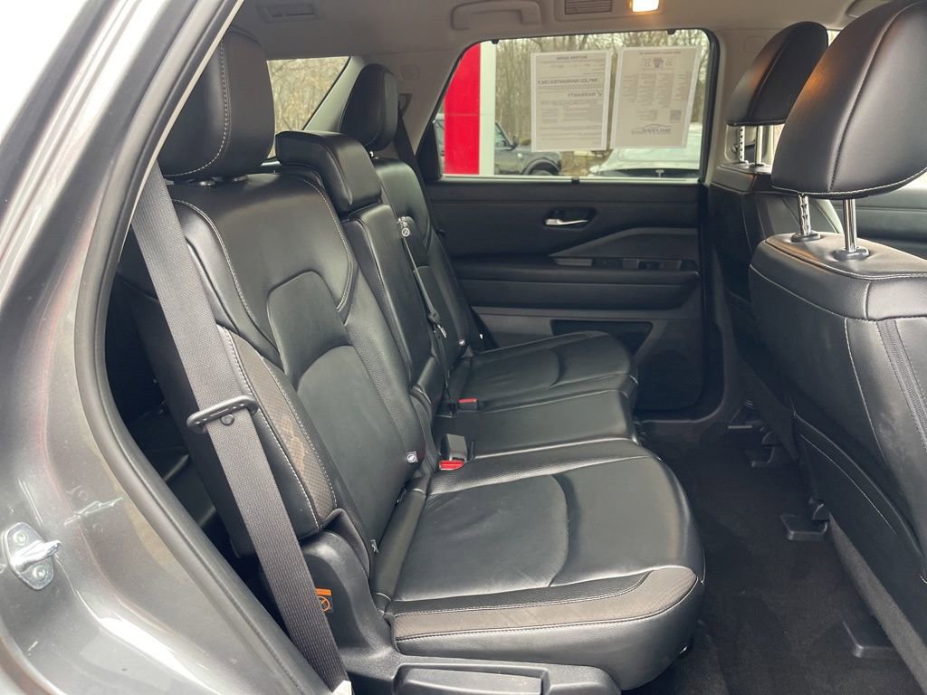 Certified 2023 Nissan Pathfinder SL image 21