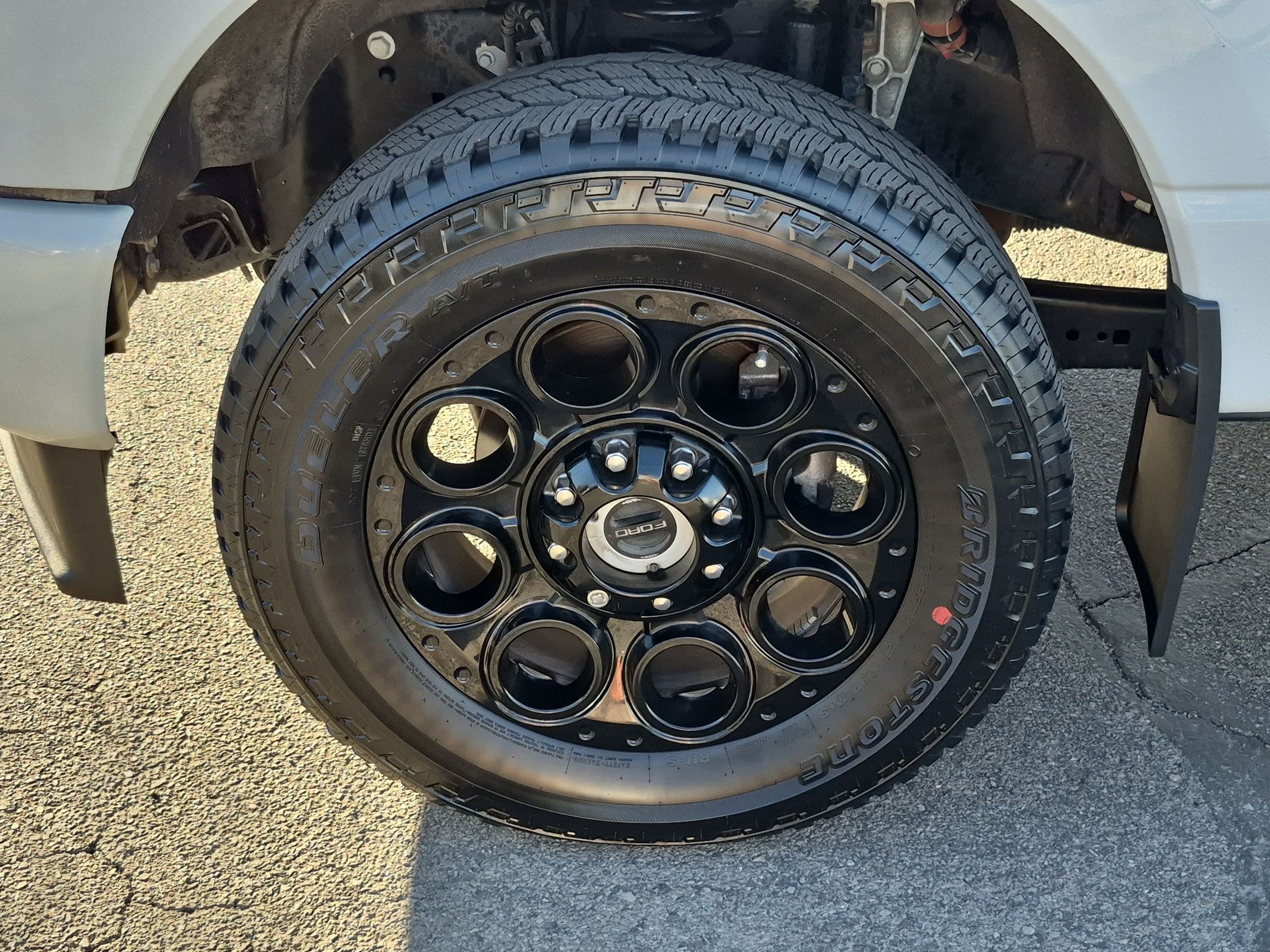 Used 2026 Ford F350 Lariat w/ Black Appearance Package AWD/4WD image 14