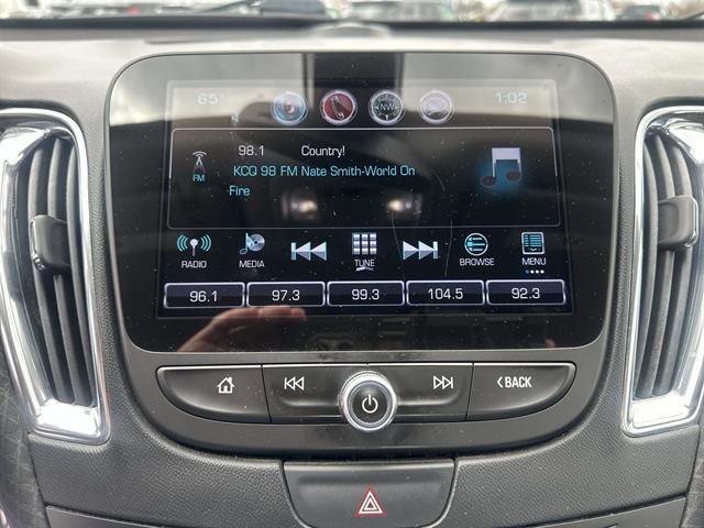 Used 2016 Chevrolet Malibu LT FWD image 12
