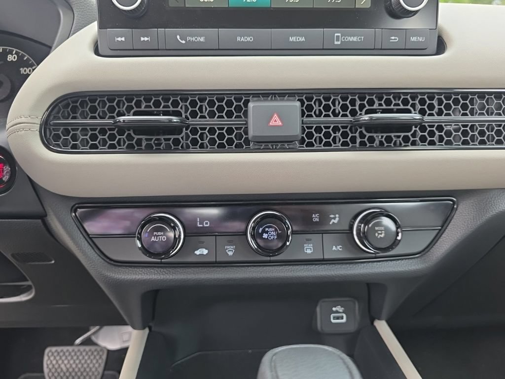 Used 2025 Honda HR-V LX image 18