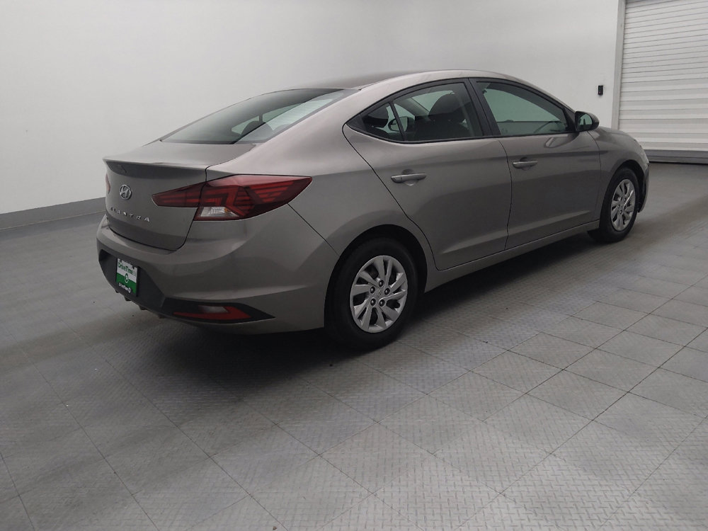 Used 2020 Hyundai Elantra SE w/ Cargo Package (C1) image 10