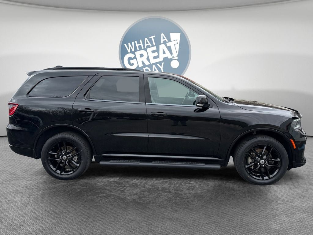 Used 2023 Dodge Durango GT image 2