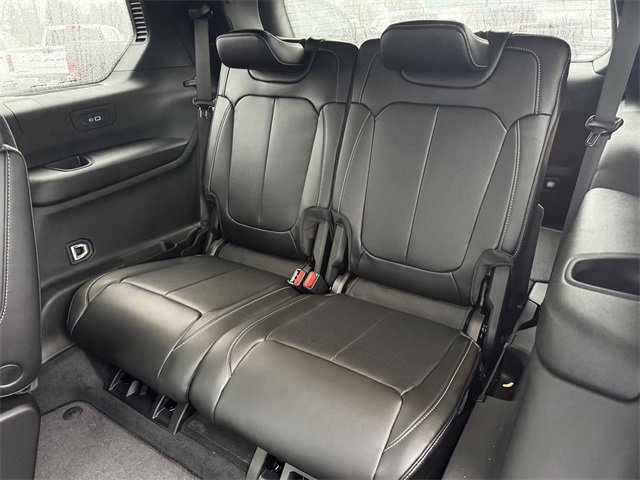 New 2025 Jeep Grand Cherokee L Limited w/ Luxury Tech Group II image 22