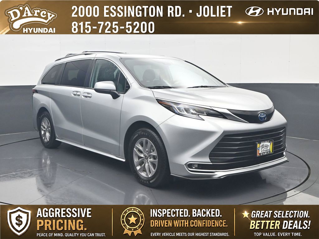 Used 2022 Toyota Sienna XLE w/ XLE Plus Package AWD/4WD image 1