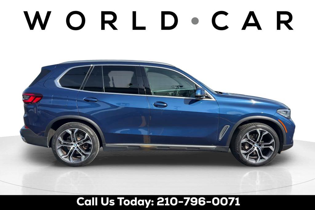 Used 2022 BMW X5 xDrive40i AWD/4WD image 2