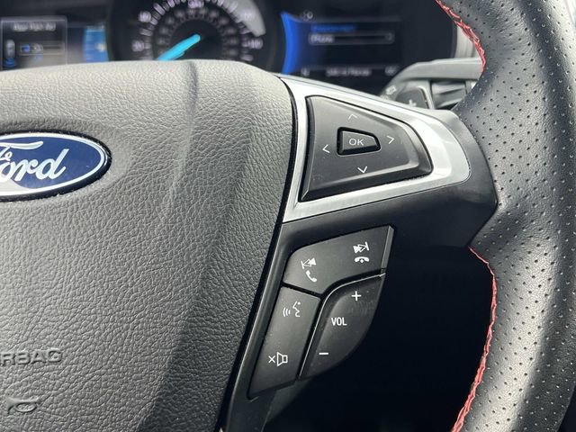 Used 2023 Ford Edge ST-Line w/ Class II Trailer Tow Package image 27