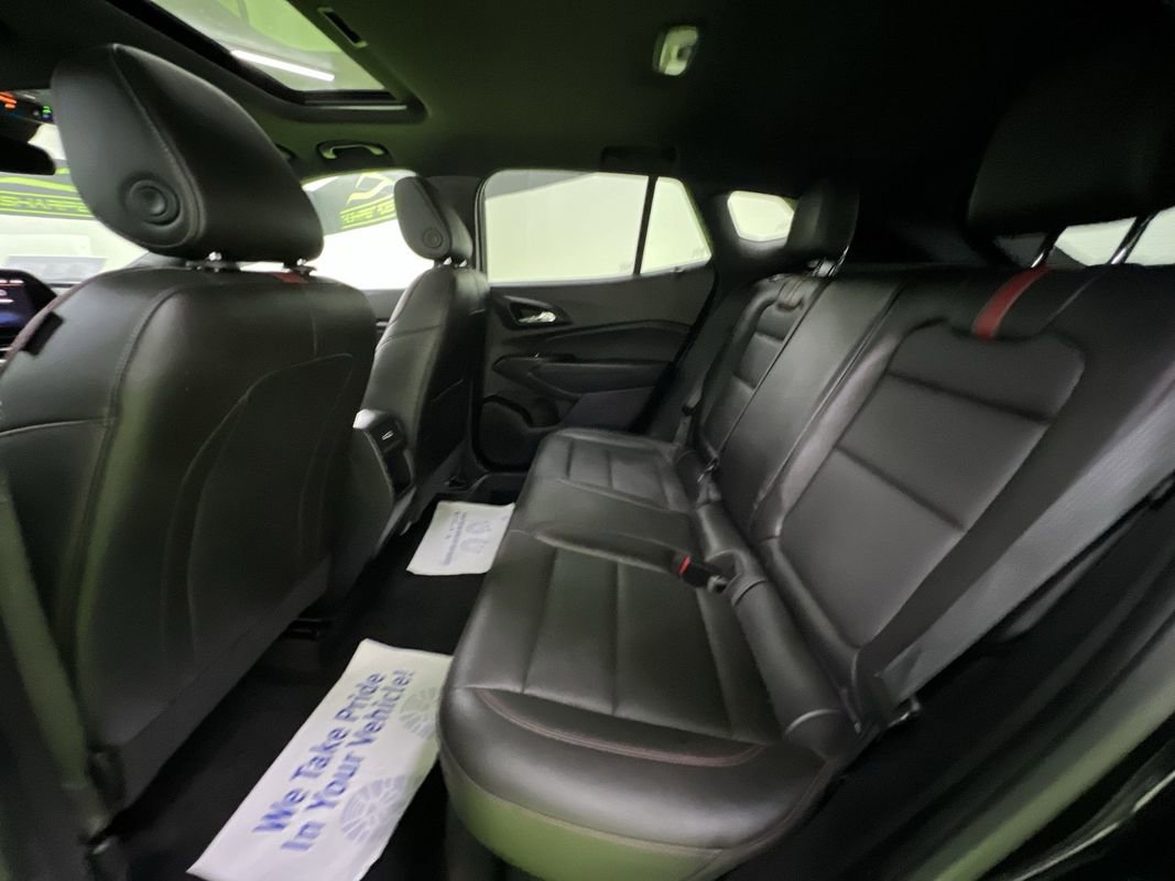 Used 2024 Chevrolet Trax RS w/ Sunroof Package FWD image 26