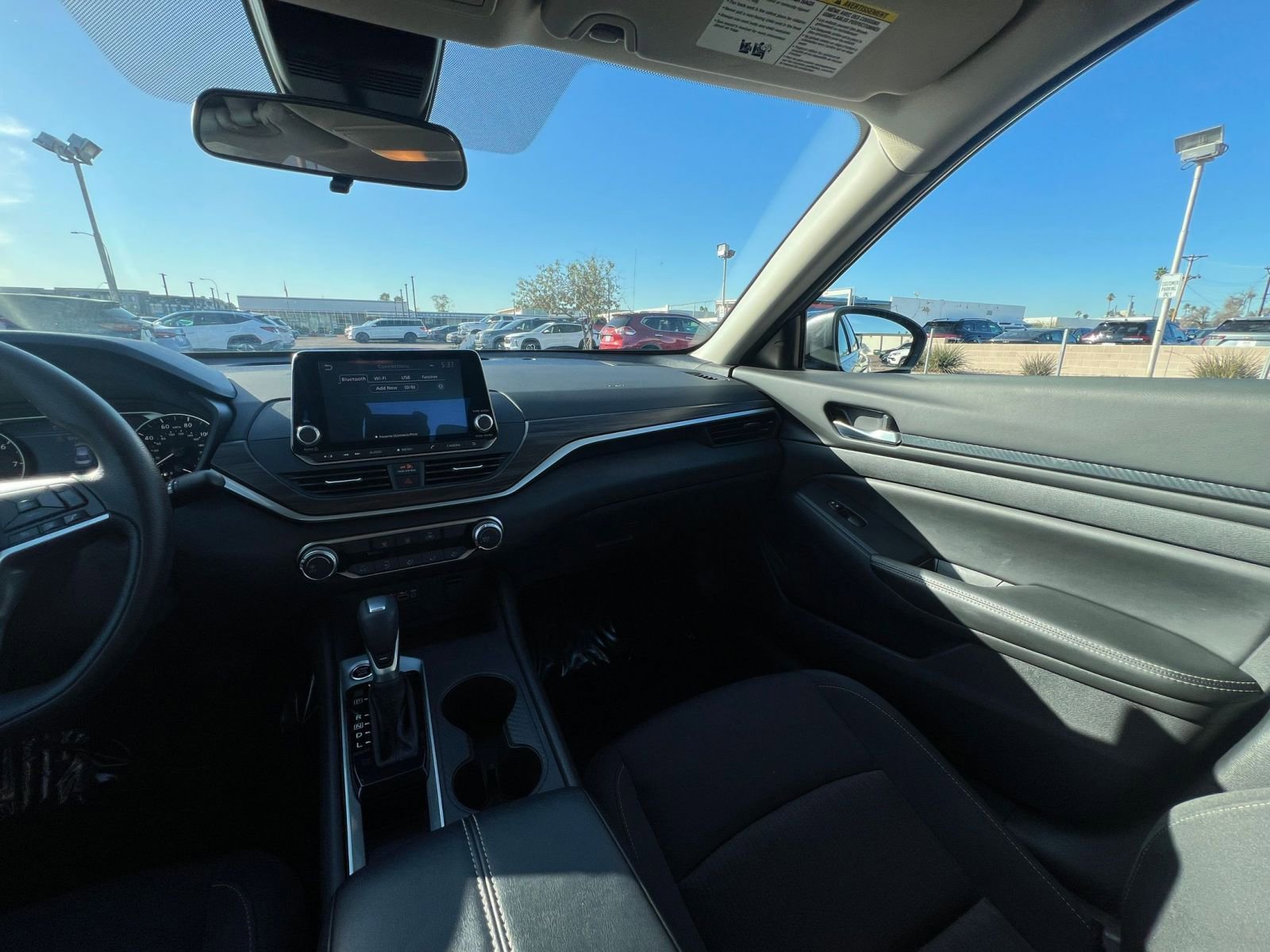 Used 2025 Nissan Altima 2.5 SV image 35