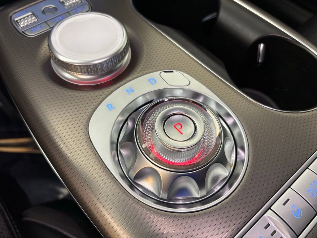 Used 2023 Genesis GV60 Advanced image 33