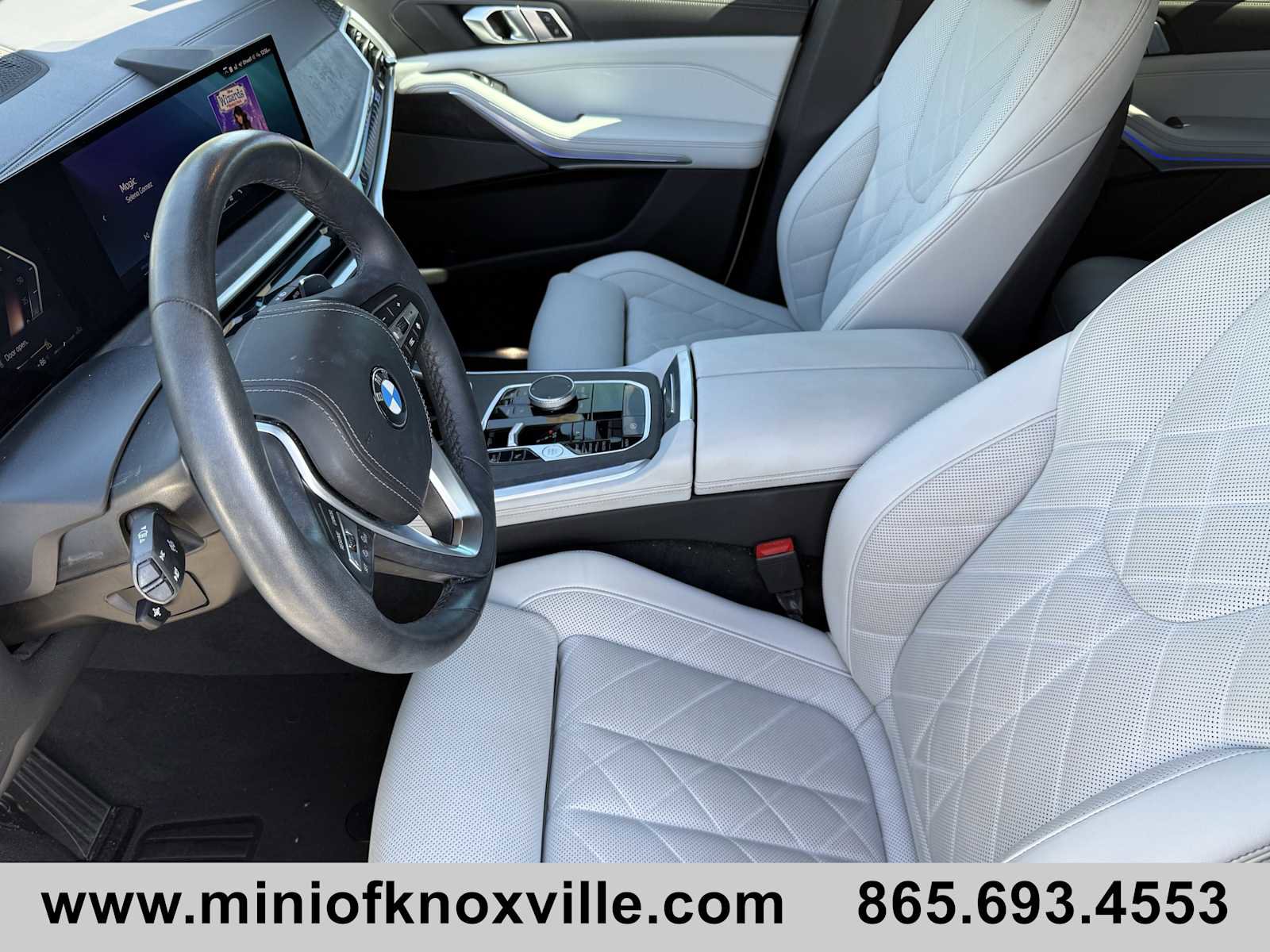 Used 2024 BMW X5 sDrive40i w/ Premium Package image 10
