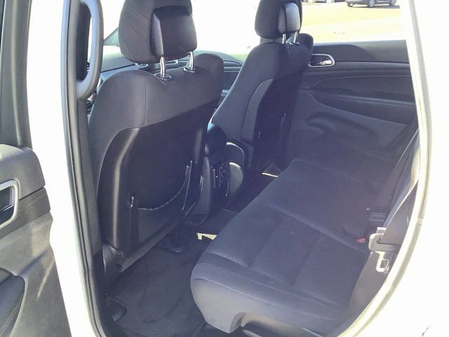 Used 2018 Jeep Grand Cherokee Laredo RWD image 23