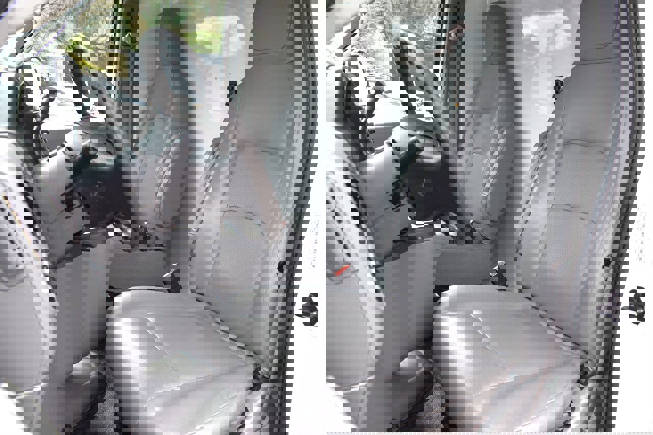 Used 2017 Ford E-350 and Econoline 350 Super Duty w/ Power Windows & Locks Group image 11