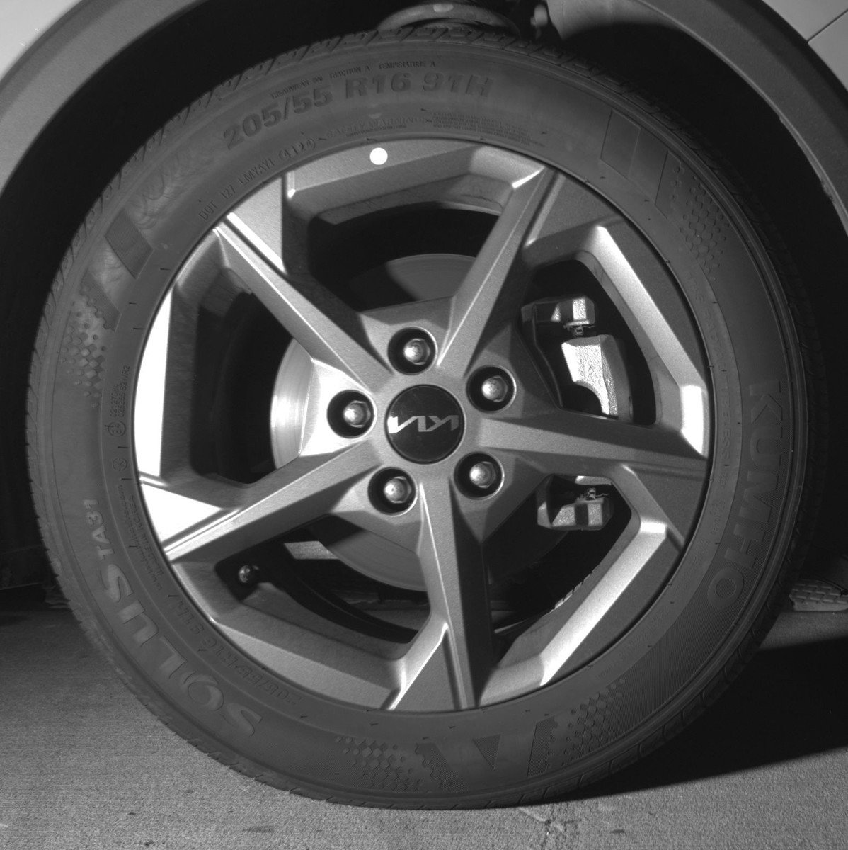 Used 2025 Kia K4 LXS image 13