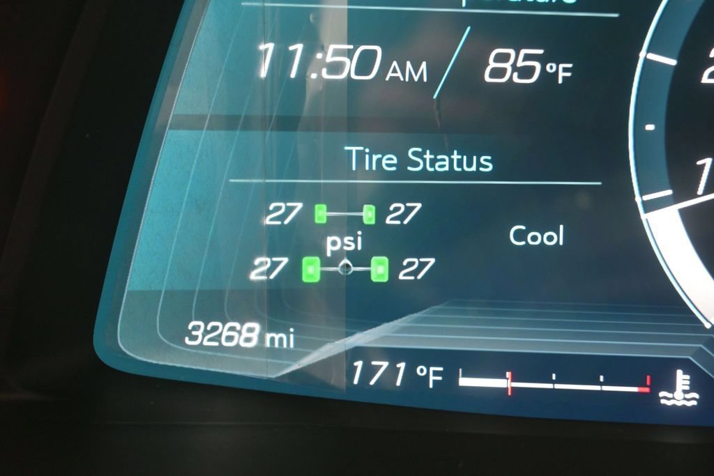 Used 2025 Chevrolet Corvette Z06 RWD image 13