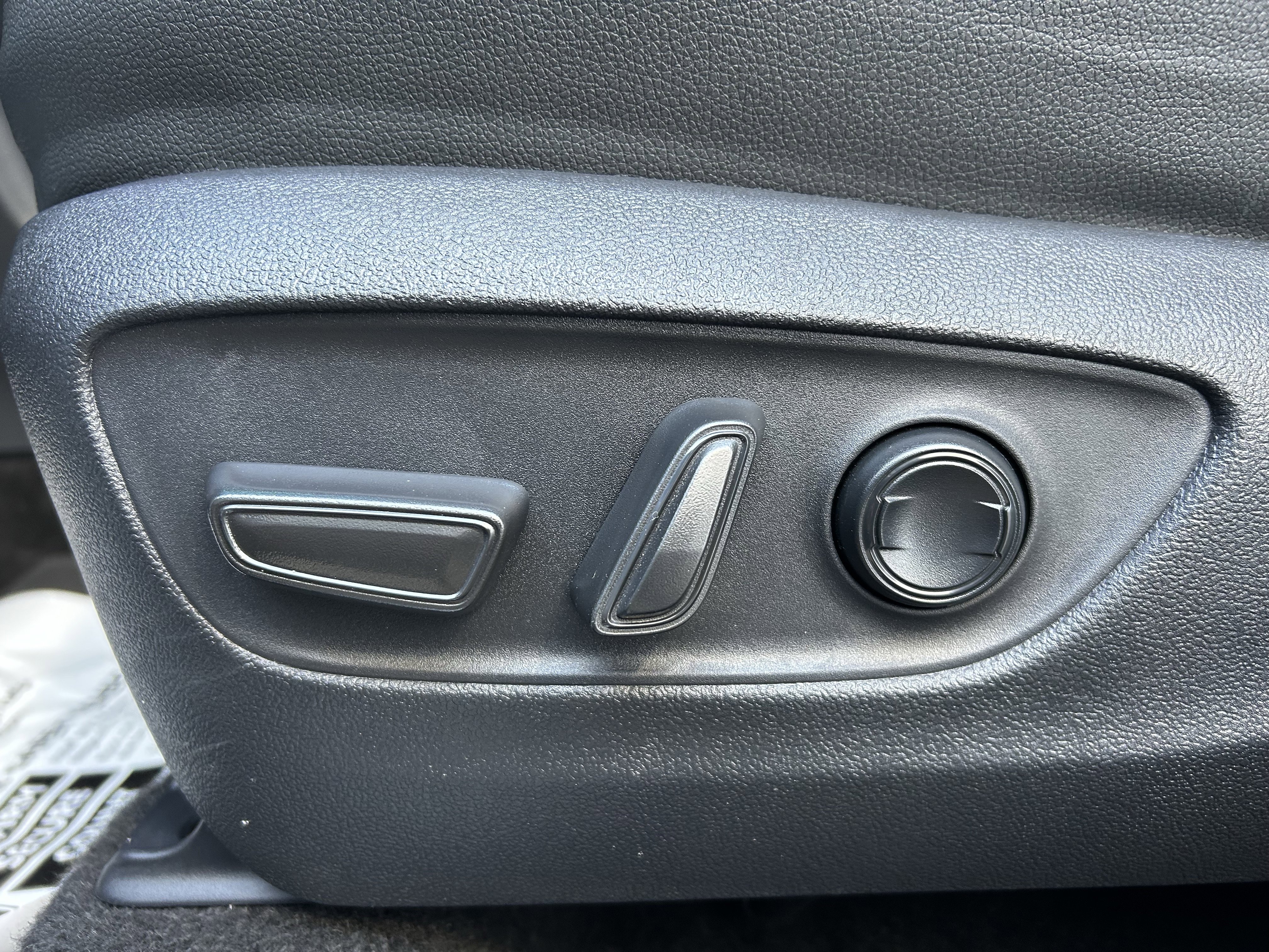 Certified 2026 Toyota Grand Highlander Platinum image 15