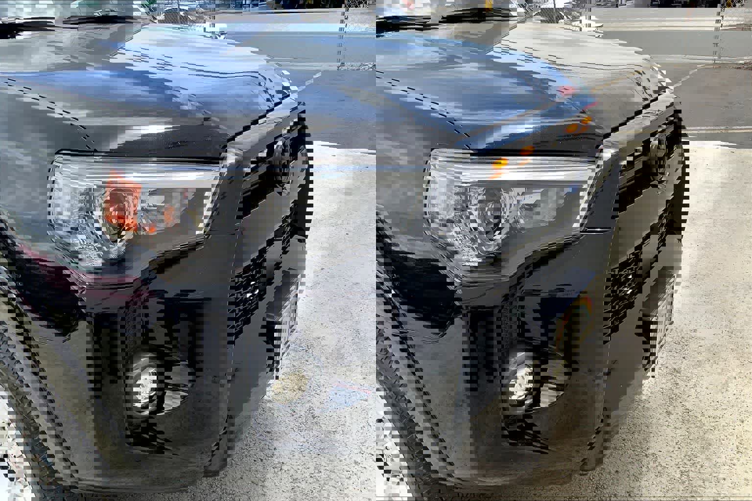 Used 2022 Toyota 4Runner SR5 Premium image 29