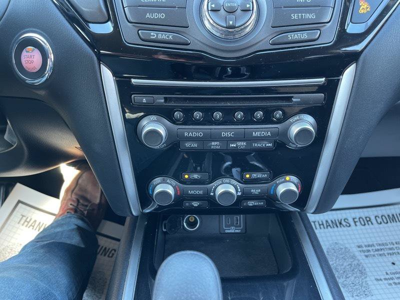 Used 2019 Nissan Pathfinder S AWD/4WD image 20