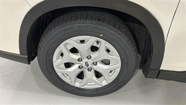 Used 2024 Subaru Forester AWD/4WD image 8