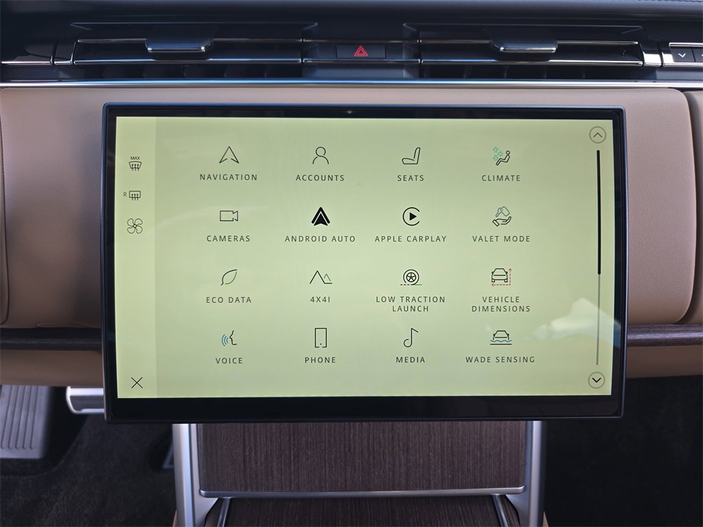 New 2026 Land Rover Range Rover SE image 22