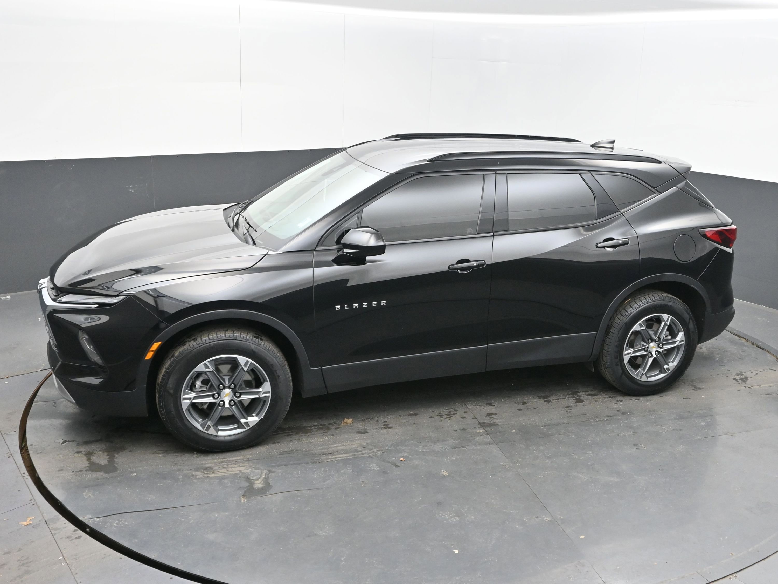 Used 2023 Chevrolet Blazer LT w/ Convenience Package image 31