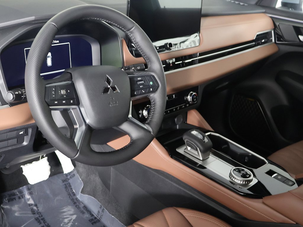 New 2026 Mitsubishi Outlander SEL image 29