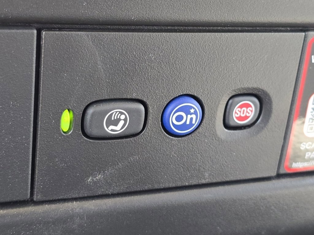 New 2026 Chevrolet Express 2500 w/ Driver Convenience Package image 5