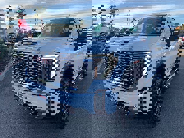 New 2026 GMC Sierra 2500 Denali w/ Technology Package image 3