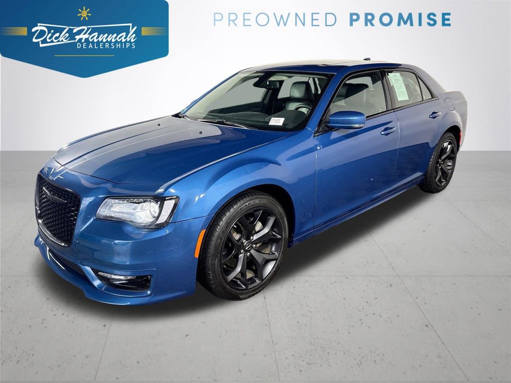 Used 2023 Chrysler 300 Touring L w/ Popular Equipment Group image 1