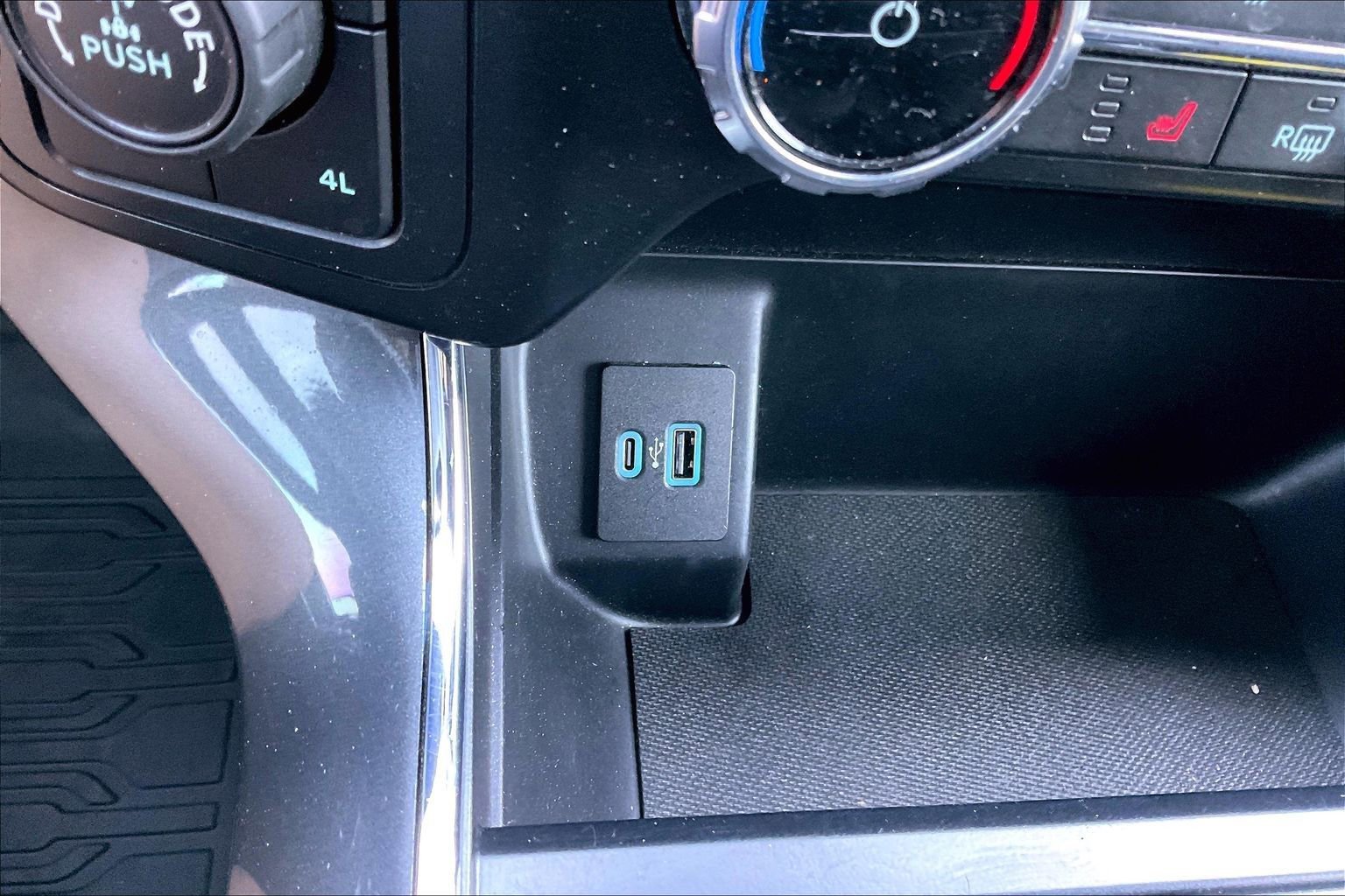 Used 2022 Ford F150 XLT w/ Equipment Group 302A High image 17