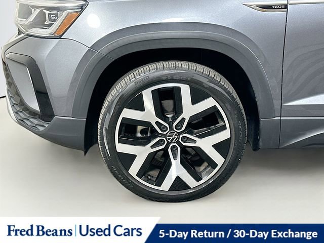 Used 2022 Volkswagen Taos SEL AWD/4WD image 32