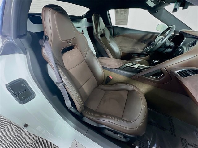 Used 2015 Chevrolet Corvette Stingray Convertible w/ 3LT Preferred Equipment Group image 27