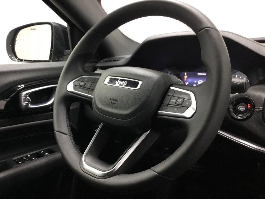 Used 2024 Jeep Compass Latitude w/ Altitude Special Edition image 31