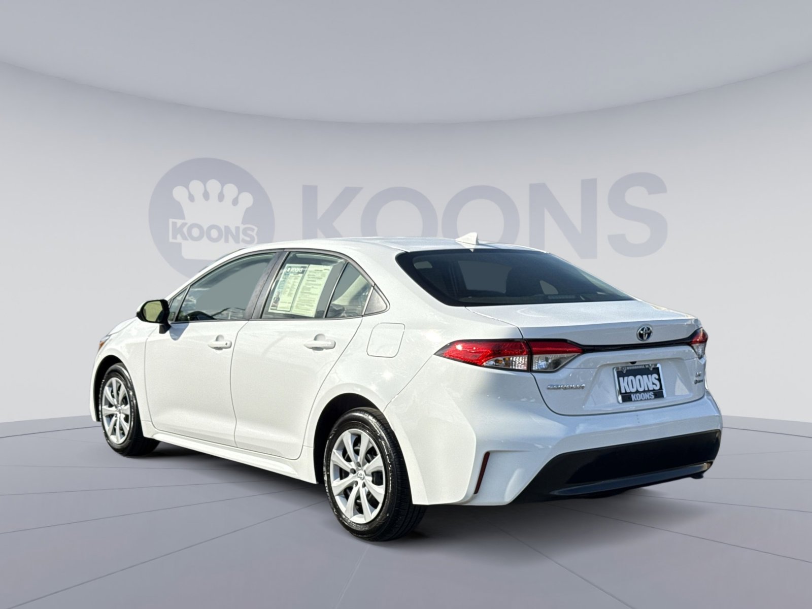 Used 2025 Toyota Corolla LE image 4