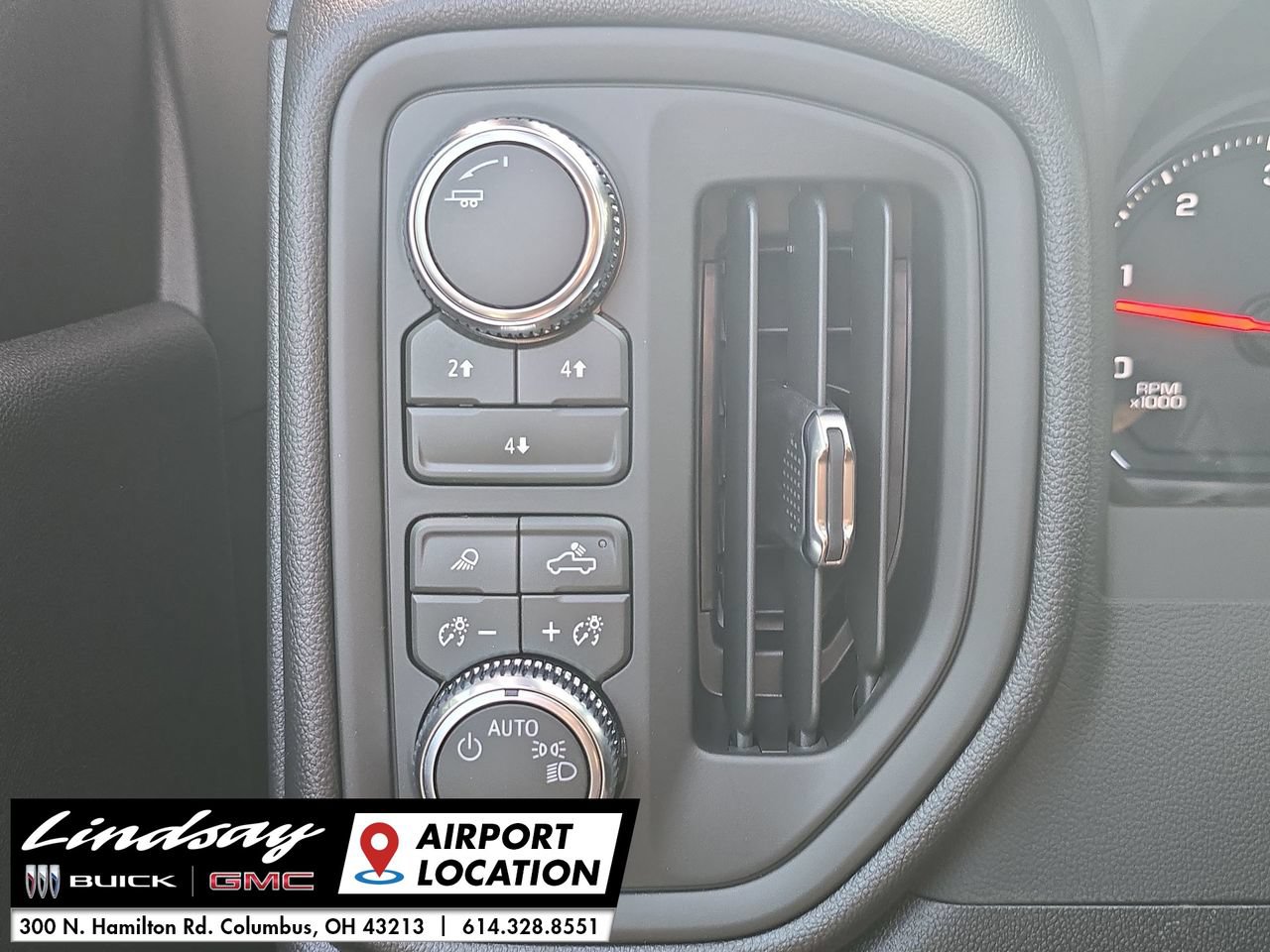 New 2026 GMC Sierra 2500 Pro w/ 1SA Pro Safety Plus Package AWD/4WD image 18