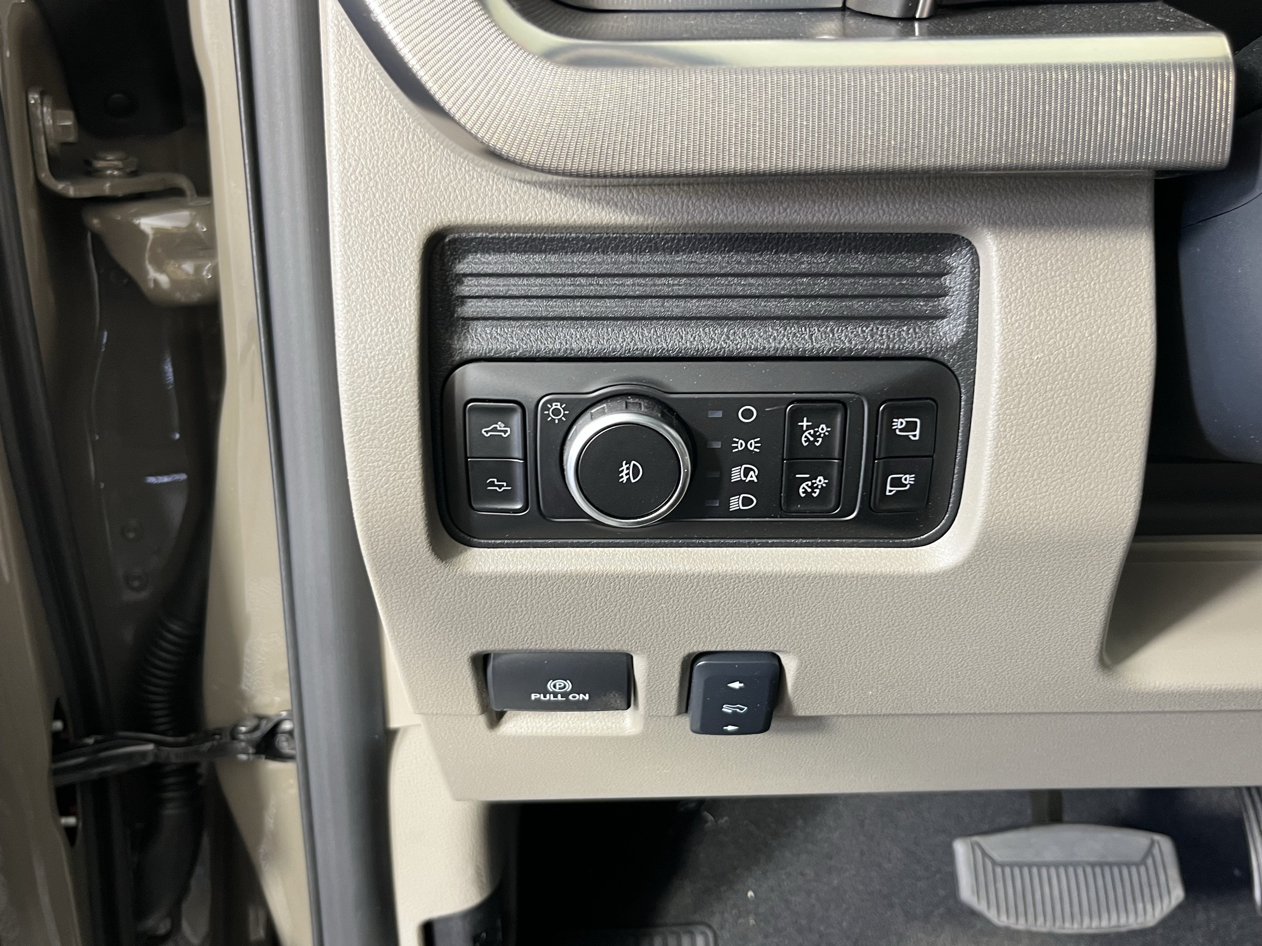 New 2026 Ford F350 Platinum w/ Platinum Plus Package AWD/4WD image 20