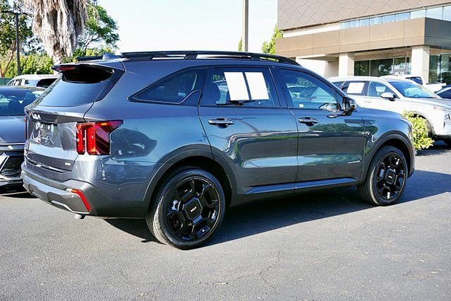 Used 2024 Kia Sorento SX AWD/4WD image 8