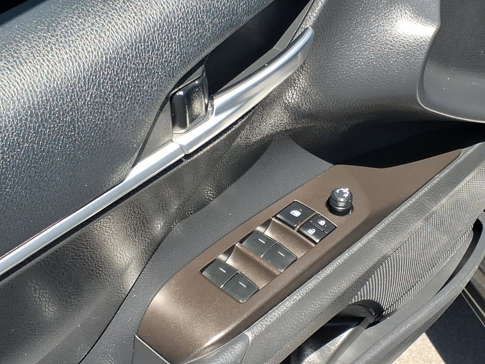 Used 2023 Toyota Camry SE w/ Convenience Package FWD image 14