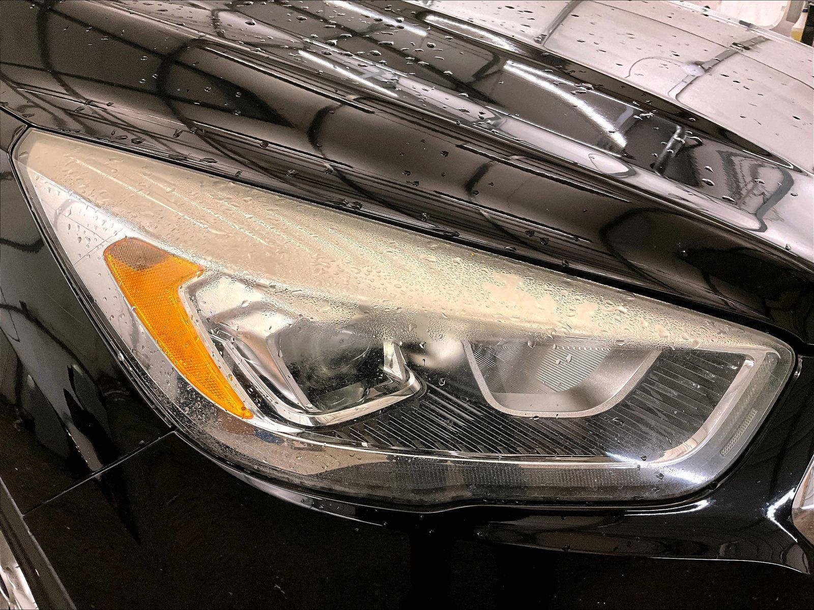 Used 2017 Ford Escape SE w/ Equipment Group 201A image 28