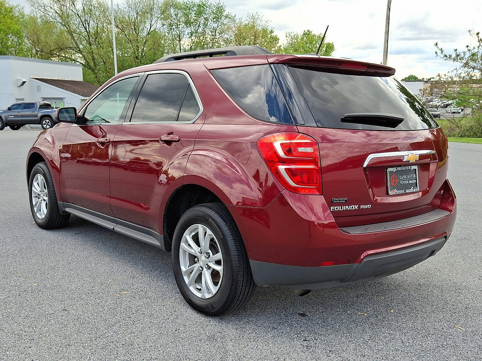 Used 2017 Chevrolet Equinox LT AWD/4WD image 5