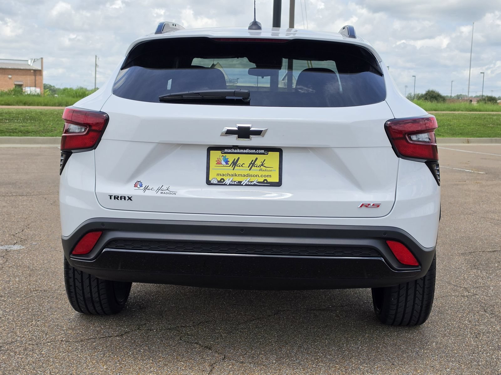 Used 2025 Chevrolet Trax RS w/ Sunroof Package FWD image 6