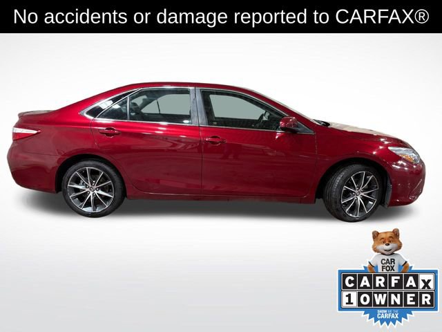 Used 2016 Toyota Camry XSE image 3