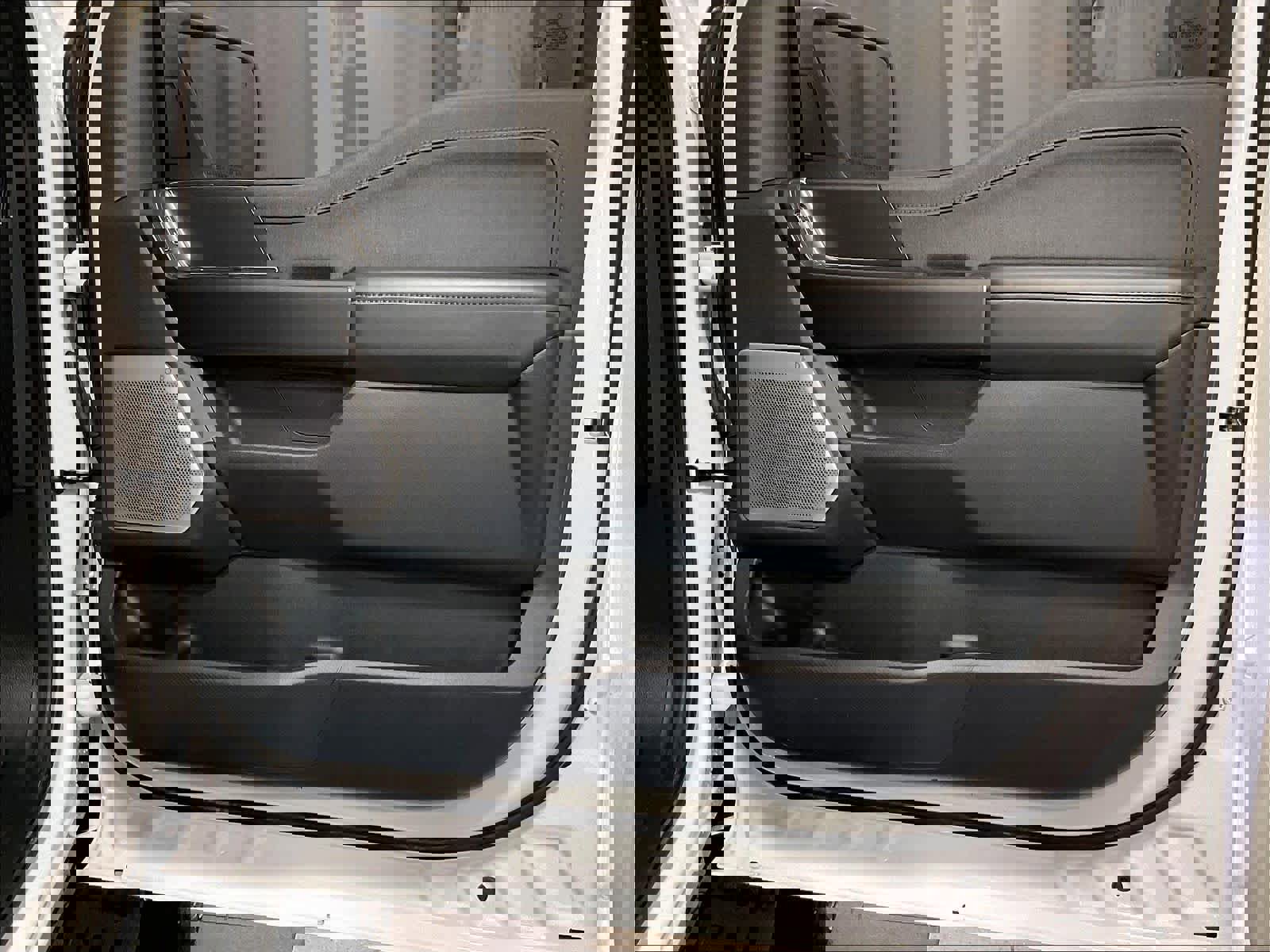 Used 2023 Ford F150 Raptor image 12