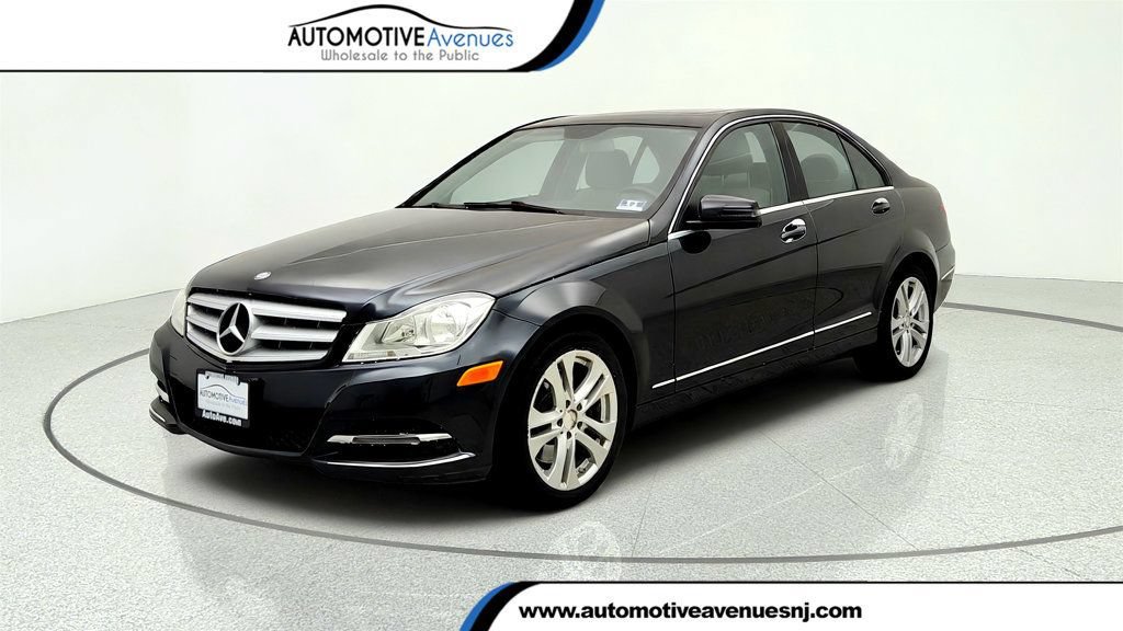 Used 2013 Mercedes-Benz C 300 4MATIC Sedan