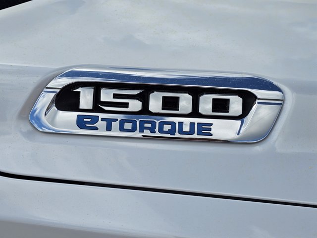 New 2026 RAM 1500 Laramie AWD/4WD image 14