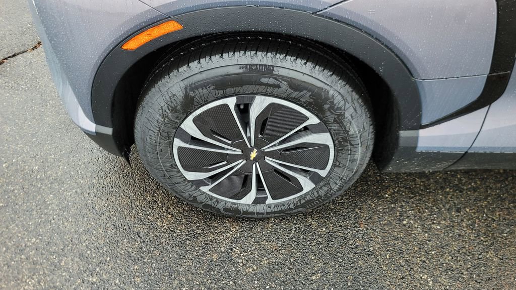 New 2026 Chevrolet Blazer EV LT image 6